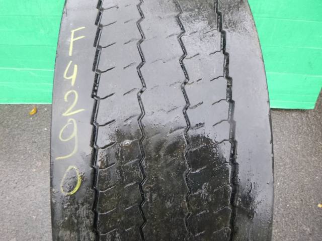 Opona używana 295/80R22,5 Michelin X INCITY REMIX