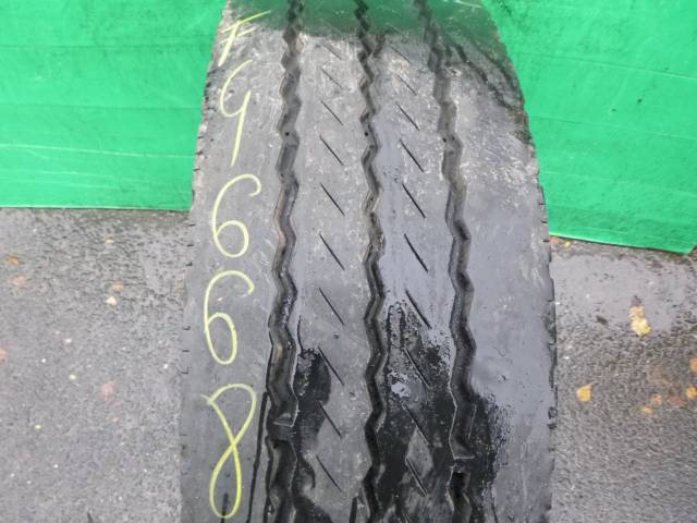 Opona używana 275/70R22,5 Hankook AU03+