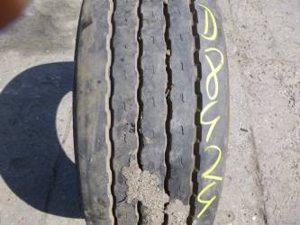 Opona używana 285/70R19,5 Goodyear RHTII