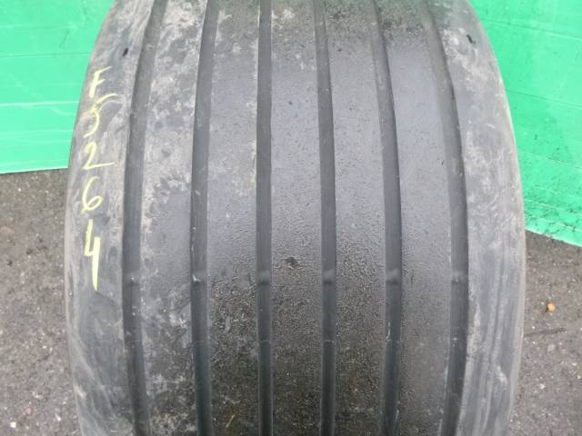 Opona używana 445/45R19,5 Pirelli ST01