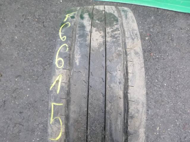 Opona używana 235/75R17,5 Dunlop SP252