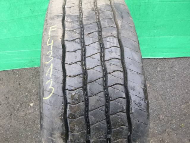 Opona używana 275/70R22,5 Continental BIEŻNIKOWANA