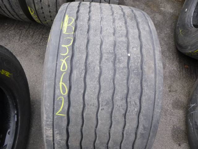 Opona używana 445/45R19,5 TRAZANO AT556