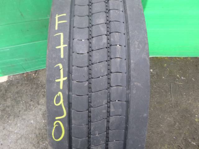 Opona używana 215/75R17,5 Falken RI151