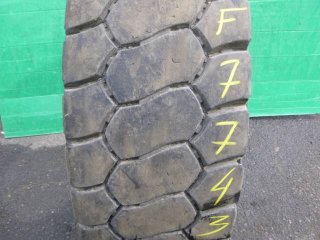 Opona używana 315/80R22,5 ROADX MS661