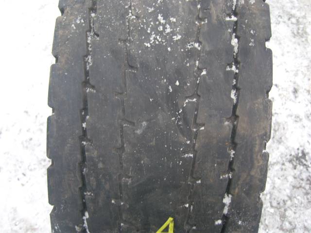 Opona używana 315/70R22,5 LEAO D920
