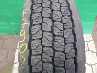 Opona używana 275/70R22,5 Goodyear ULTRA GRIP WTD