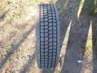 Opona używana 275/70R22,5 Dunlop BIEŻNIKOWANA