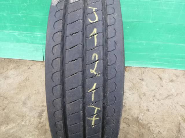 Opona używana 215/75R17,5 Uniroyal TH50