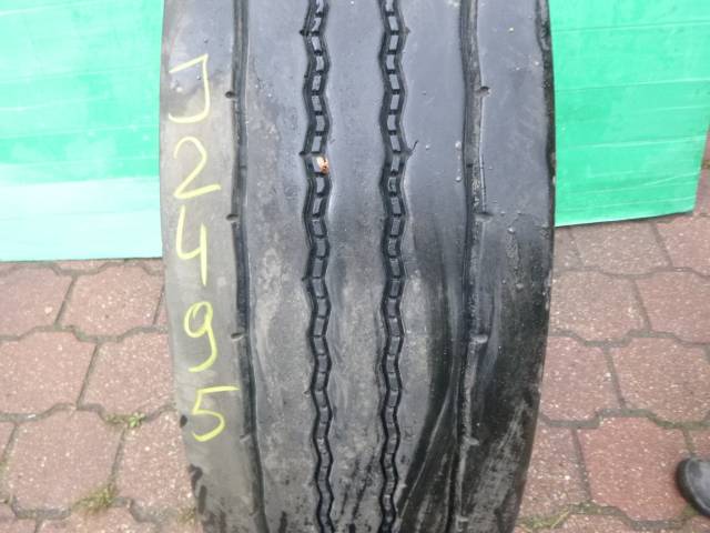 Opona używana 295/80R22,5 Bridgestone M-STEER 001