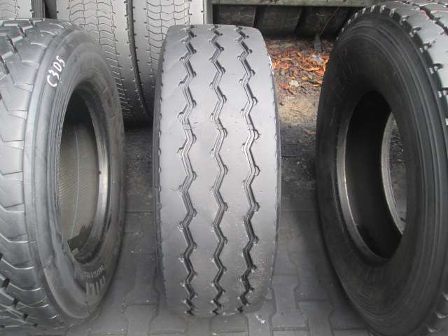 Opona używana 315/60R22.5 Uniroyal BIEZNIKOWANA