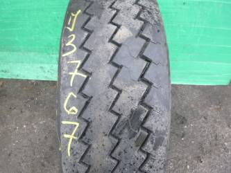 Opona używana 275/70R22,5 Pirelli BIEŻNIKOWANA