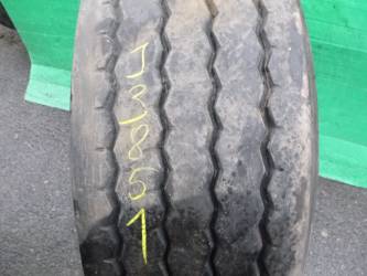 Opona używana 385/65R22,5 Pirelli BIEŻNIKOWANA