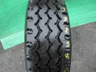 Opona używana 275/70R22,5 Pirelli BIEŻNIKOWANA