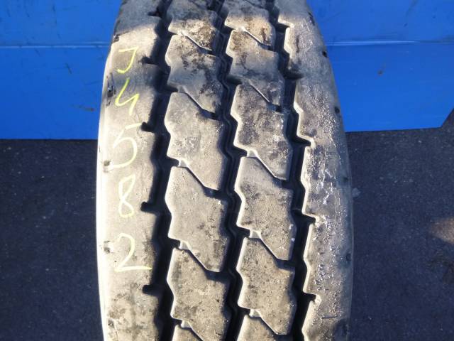 Opona używana 315/60R22,5 Uniroyal BIEŻNIKOWANA