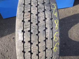 Opona używana 295/80R22,5 Bridgestone BIEŻNIKOWANA