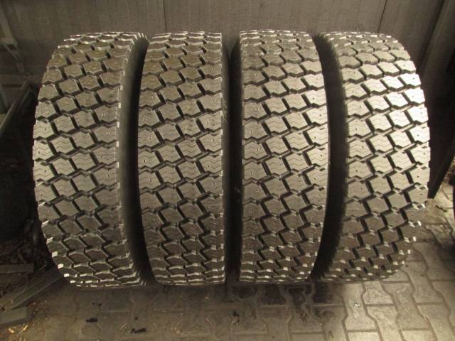 Opony używane 305/70R22,5 BIEŻNIKOWANA WZÓR GOODYEAR