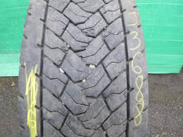 Opona używana 315/70R22,5 Goodyear KMAX D GEN-2