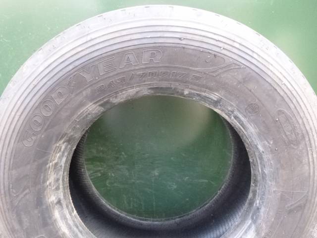 Opona używana 245/70R17,5 Goodyear KMAX T