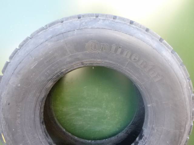 Opona używana 245/75R17,5 Continental BIEŻNIKOWANA