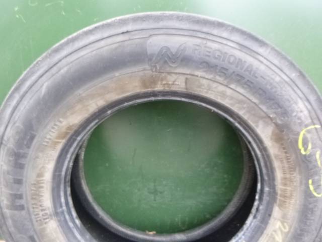 Opona używana 215/75R17,5 Continental HTR2