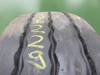 Opona używana 245/70R17,5 Bridgestone R-TRAILER 001