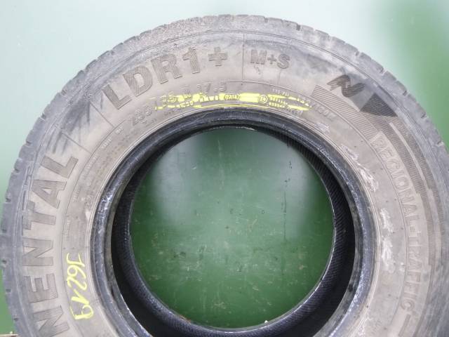Opona używana 235/75R17,5 Continental LDR1+
