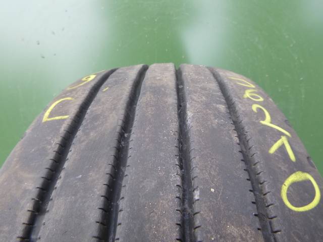 Opona używana 215/75R17,5 CROSSWIND CWS20E