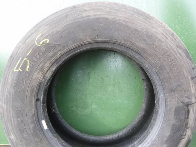 Opona używana 245/70R17,5 Goodyear KMAX S
