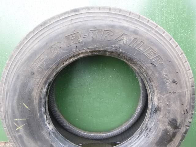 Opona używana 235/75R17,5 Bridgestone R-TRAILER 001