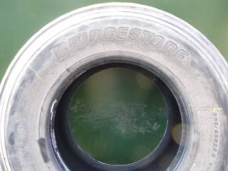 Opona używana 385/65R22,5 Bridgestone M-TRAILER 001 PLUS