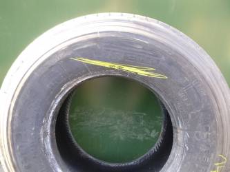 Opona używana 385/65R22,5 Pirelli MICHELIN XTE2