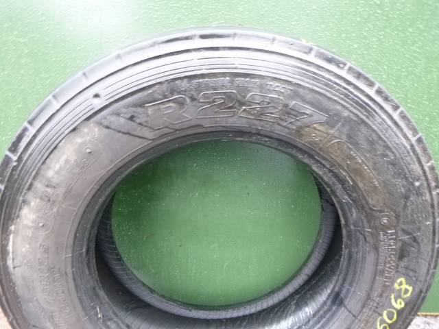 Opona używana 215/75R17,5 Bridgestone R227