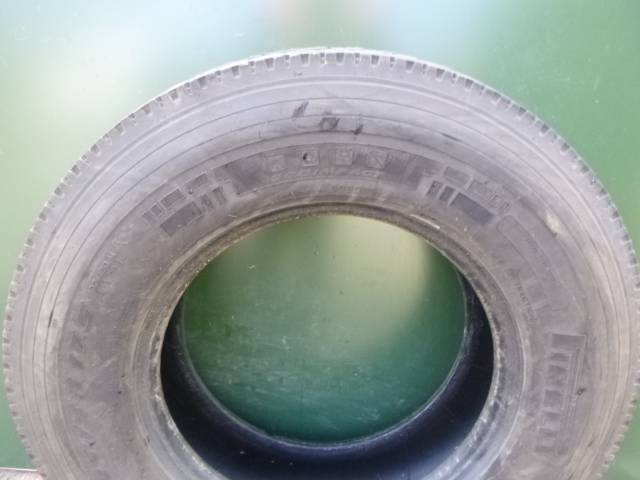 Opona używana 235/75R17,5 Pirelli TR01