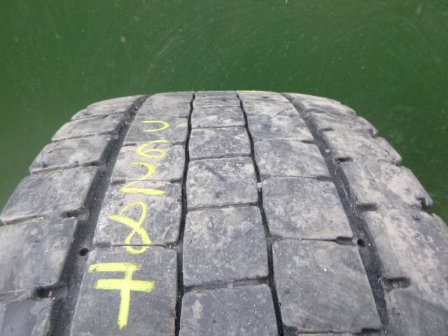 Opona używana 265/70R17,5 Dunlop SP444