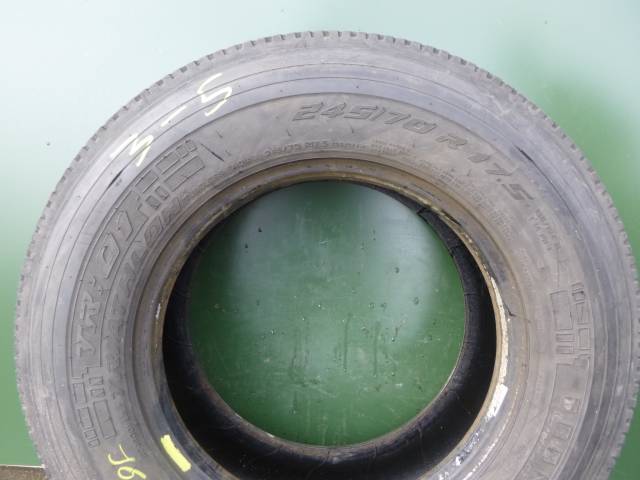 Opona używana 245/70R17,5 Pirelli TR01