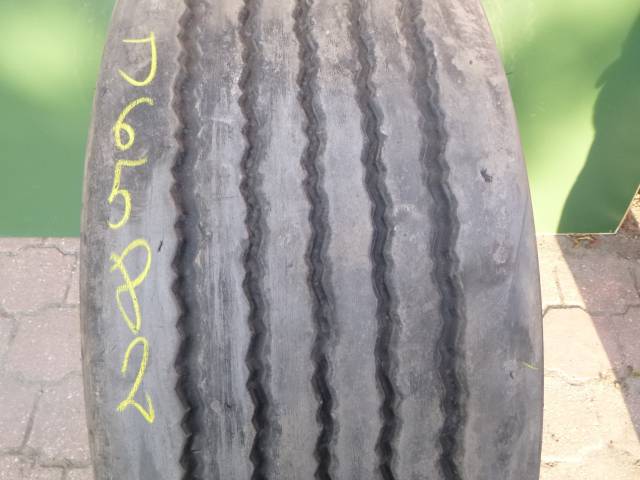 Opona używana 385/65R22,5 Bridgestone R179+