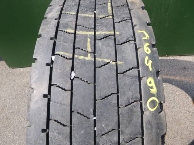 Opona używana 295/80R22,5 Continental HD3 HYBRID