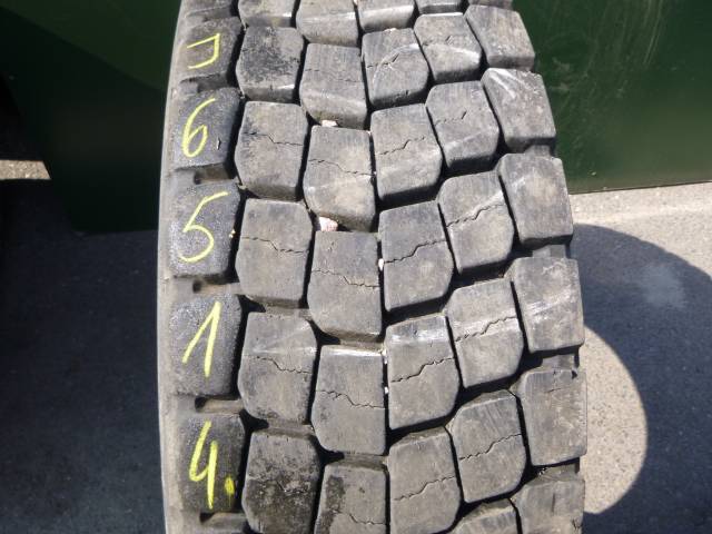 Opona używana 315/80R22,5 Bridgestone MICHELIN X-MULTI HD D