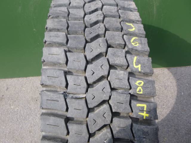 Opona używana 295/80R22,5 Riken WZÓR DUNLOP