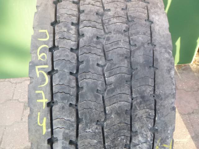 Opona używana 295/80R22,5 Michelin X-COACH REMIX