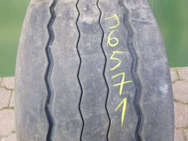 Opona używana 385/55R22,5 Bridgestone BRIDGESTONE R-TRAILER 002