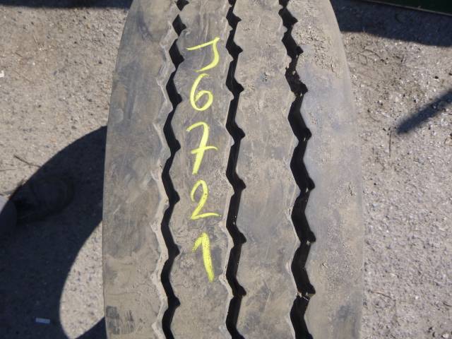 Opona używana 245/70R17,5 Pirelli ST01
