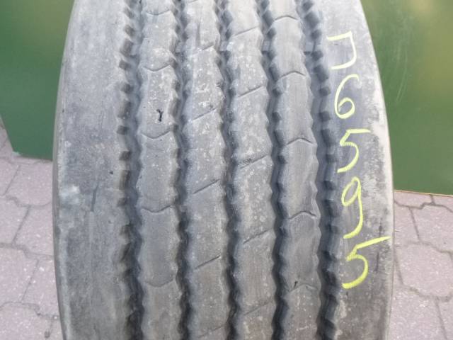 Opona używana 385/65R22,5 Bridgestone R179+