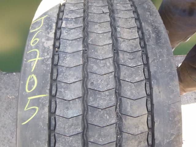 Opona używana 385/55R22,5 Michelin X-MULTI F