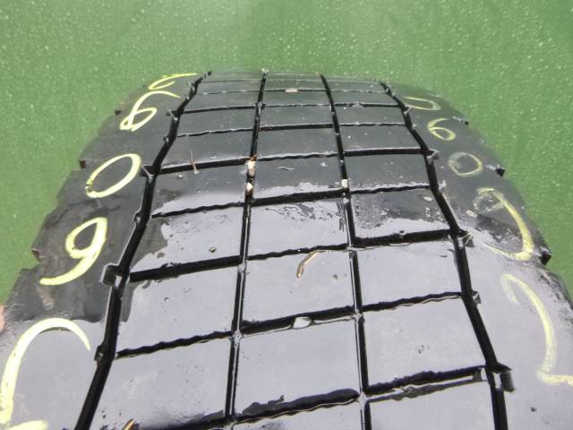 Opona używana 215/75R17,5 Continental LD3 HYBRID