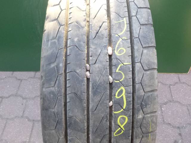 Opona używana 315/80R22,5 Dębica DRS2