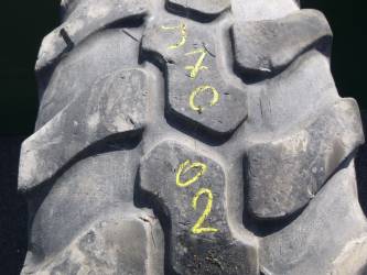 Opona używana 405/70R18 Dunlop SP T9