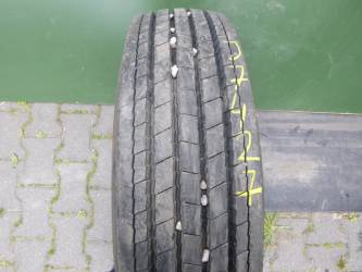 Opona używana 205/75R17,5 Toyo M143