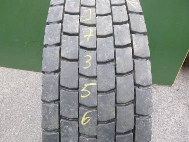 Opona używana 315/80R22,5 Goodyear CONTINENTAL HDR2